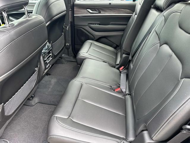 new 2025 Jeep Grand Cherokee L car, priced at $49,861