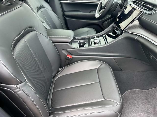 new 2025 Jeep Grand Cherokee L car, priced at $49,861