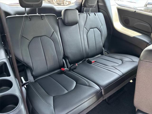 new 2025 Chrysler Pacifica car, priced at $43,214