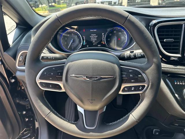 new 2025 Chrysler Pacifica car, priced at $43,214