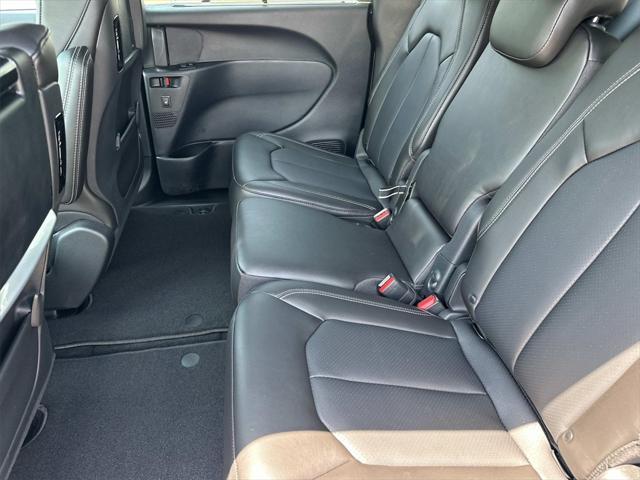 new 2025 Chrysler Pacifica car, priced at $43,214