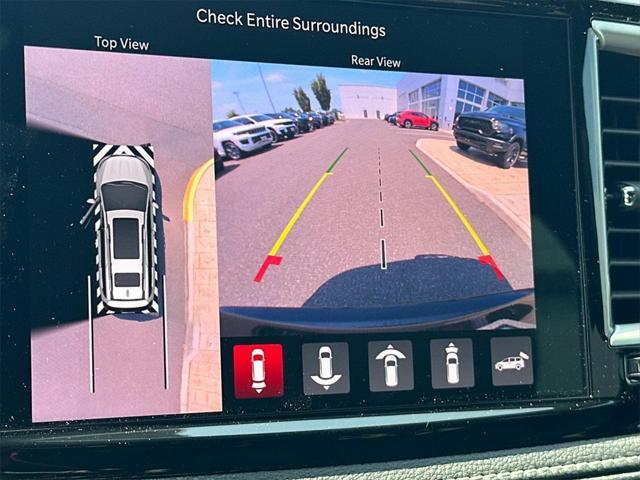 new 2025 Chrysler Pacifica car, priced at $43,214
