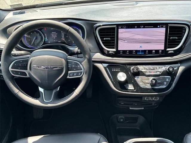 new 2025 Chrysler Pacifica car, priced at $43,214