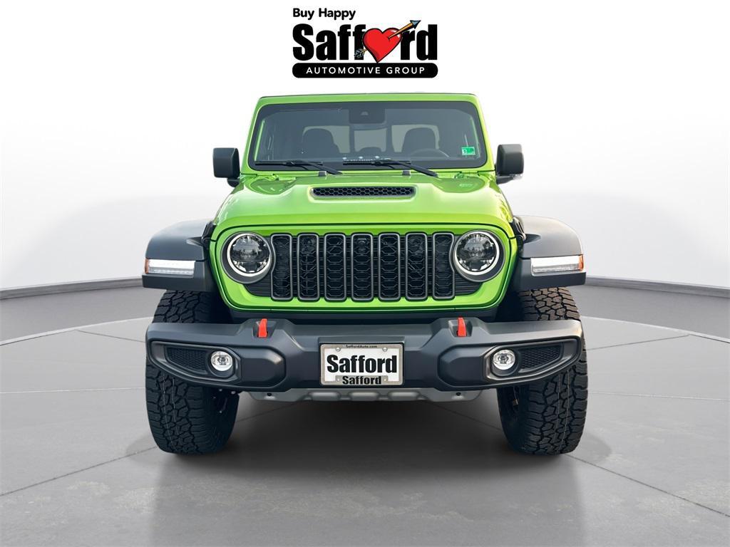 new 2025 Jeep Gladiator car, priced at $47,005