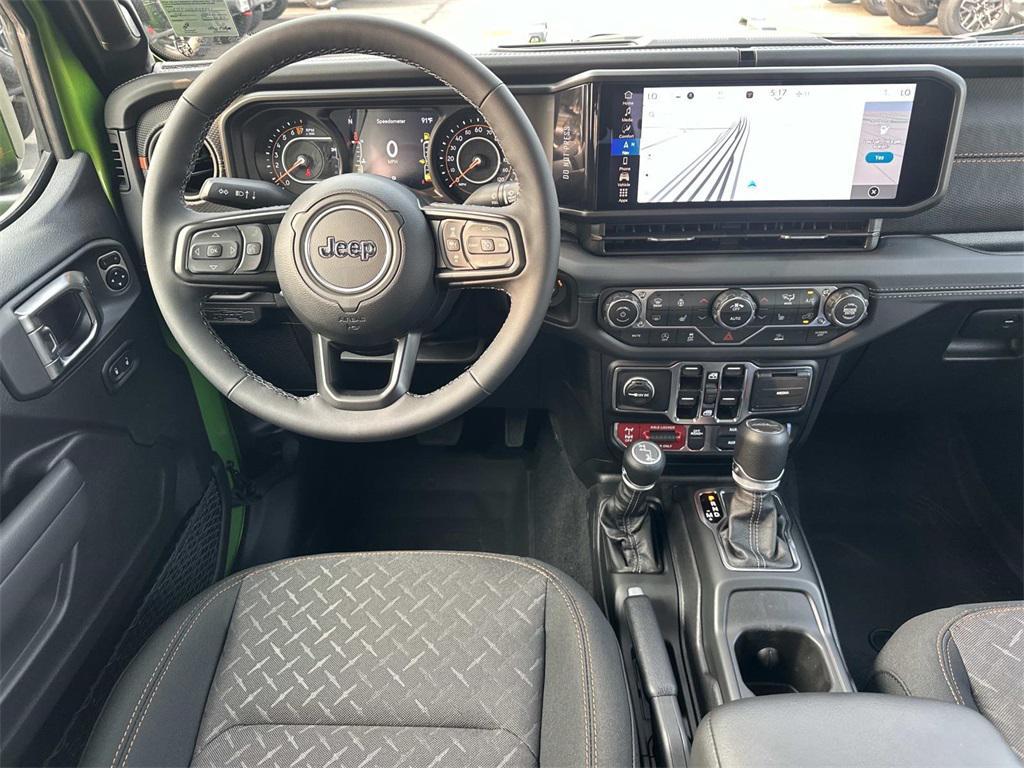 new 2025 Jeep Gladiator car, priced at $47,005