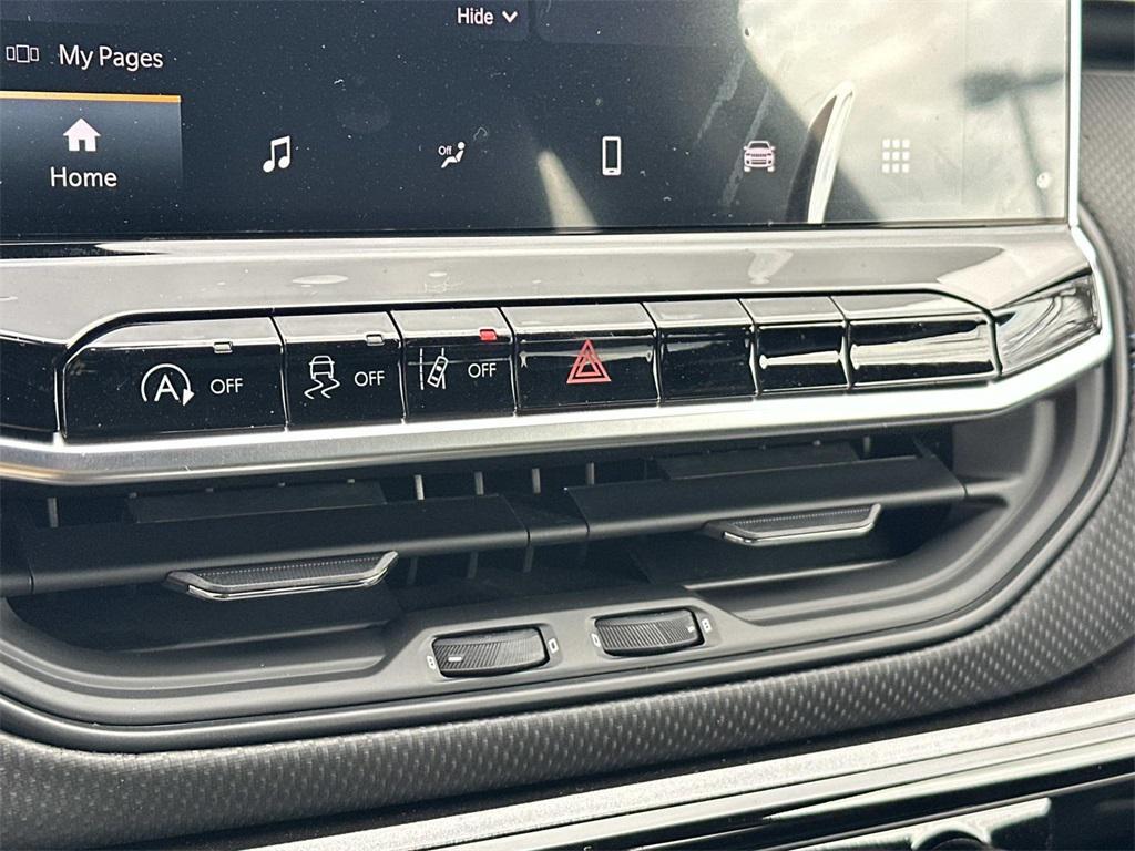 new 2026 Jeep Compass car, priced at $28,005