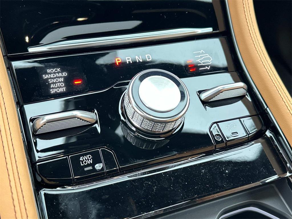 new 2025 Jeep Grand Cherokee L car, priced at $60,005