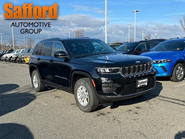 new 2025 Jeep Grand Cherokee car, priced at $34,992