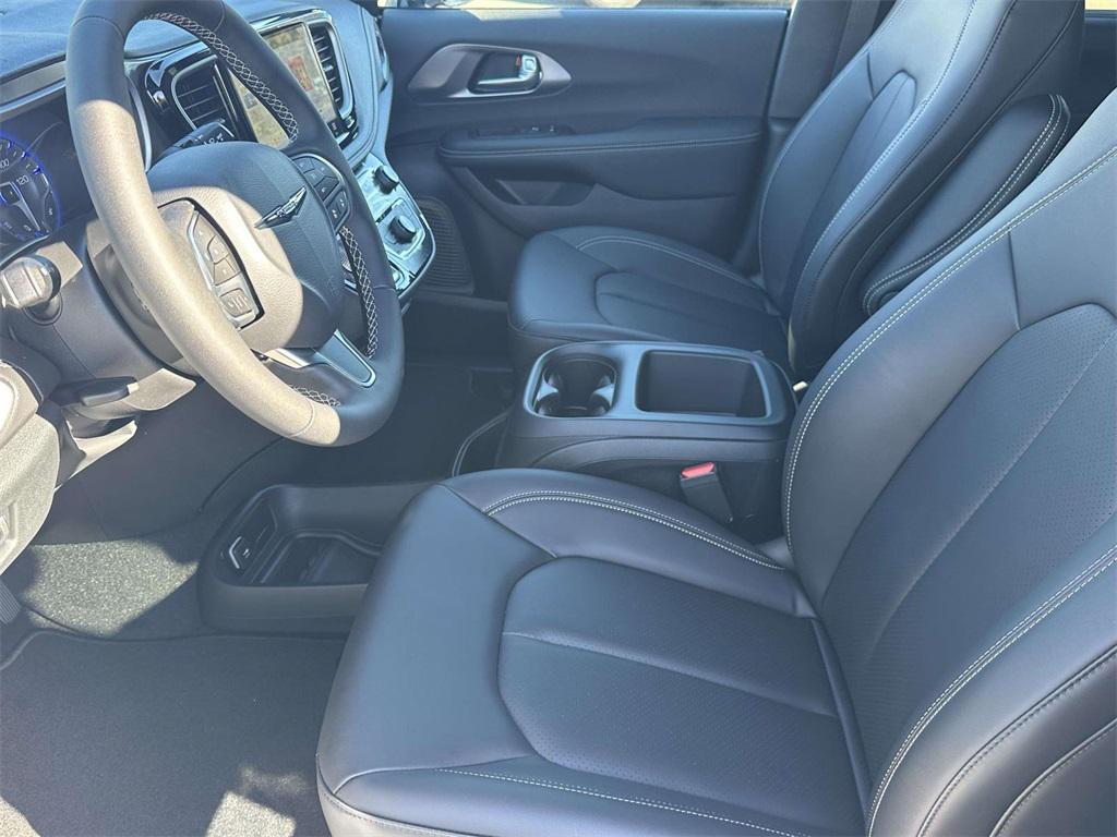 new 2026 Chrysler Pacifica car, priced at $41,755