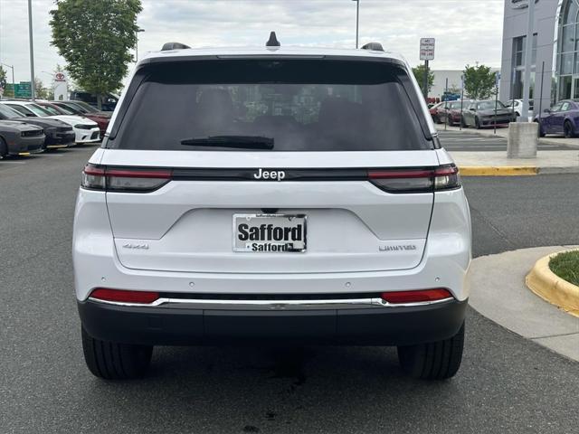 new 2024 Jeep Grand Cherokee car, priced at $47,697