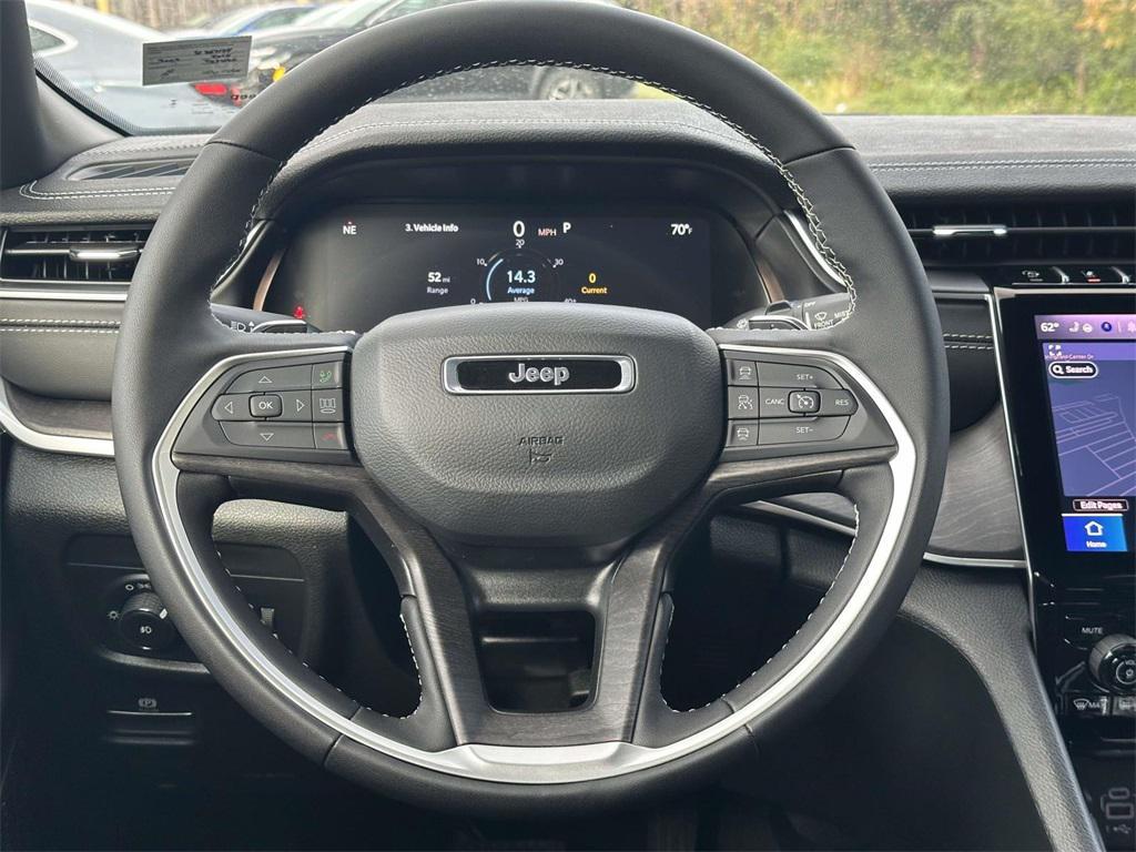 new 2025 Jeep Grand Cherokee car, priced at $43,755