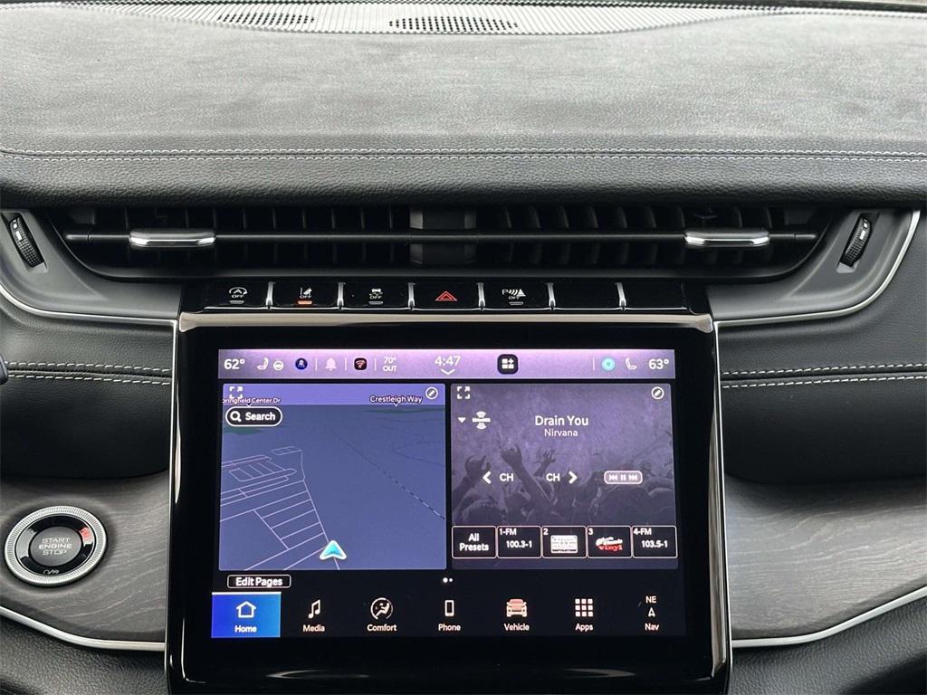 new 2025 Jeep Grand Cherokee car, priced at $43,755