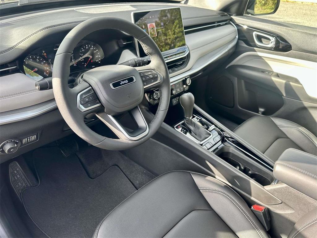 new 2026 Jeep Compass car, priced at $30,505