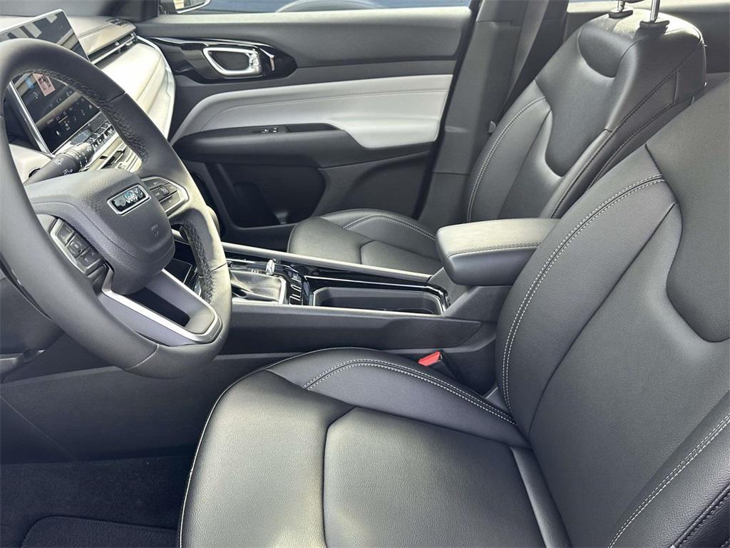 new 2026 Jeep Compass car, priced at $30,505