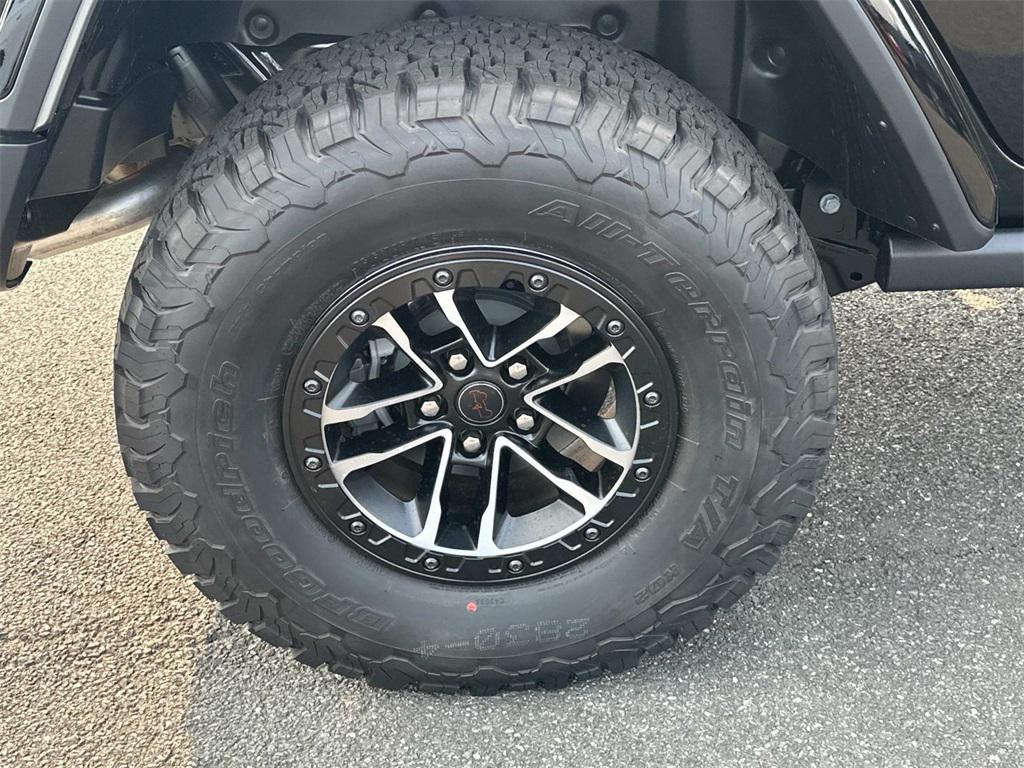 new 2025 Jeep Wrangler car, priced at $66,005
