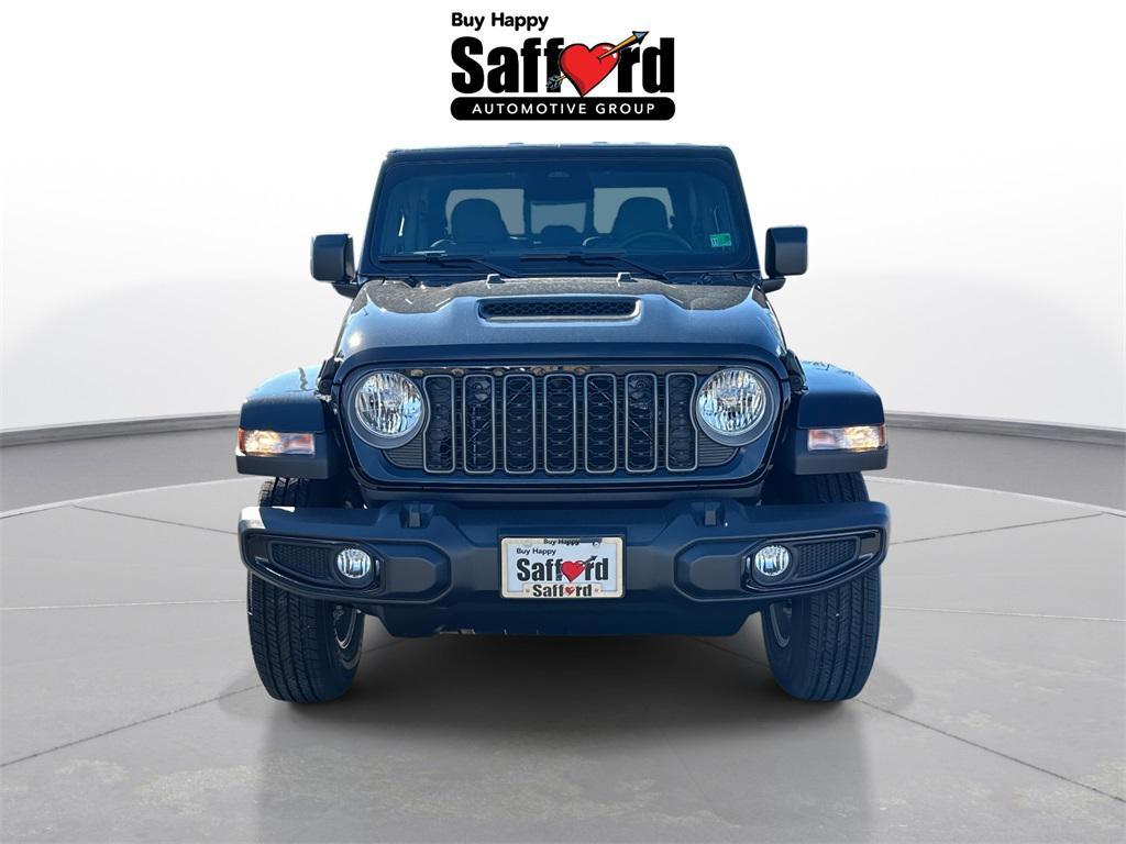new 2026 Jeep Gladiator car, priced at $44,005