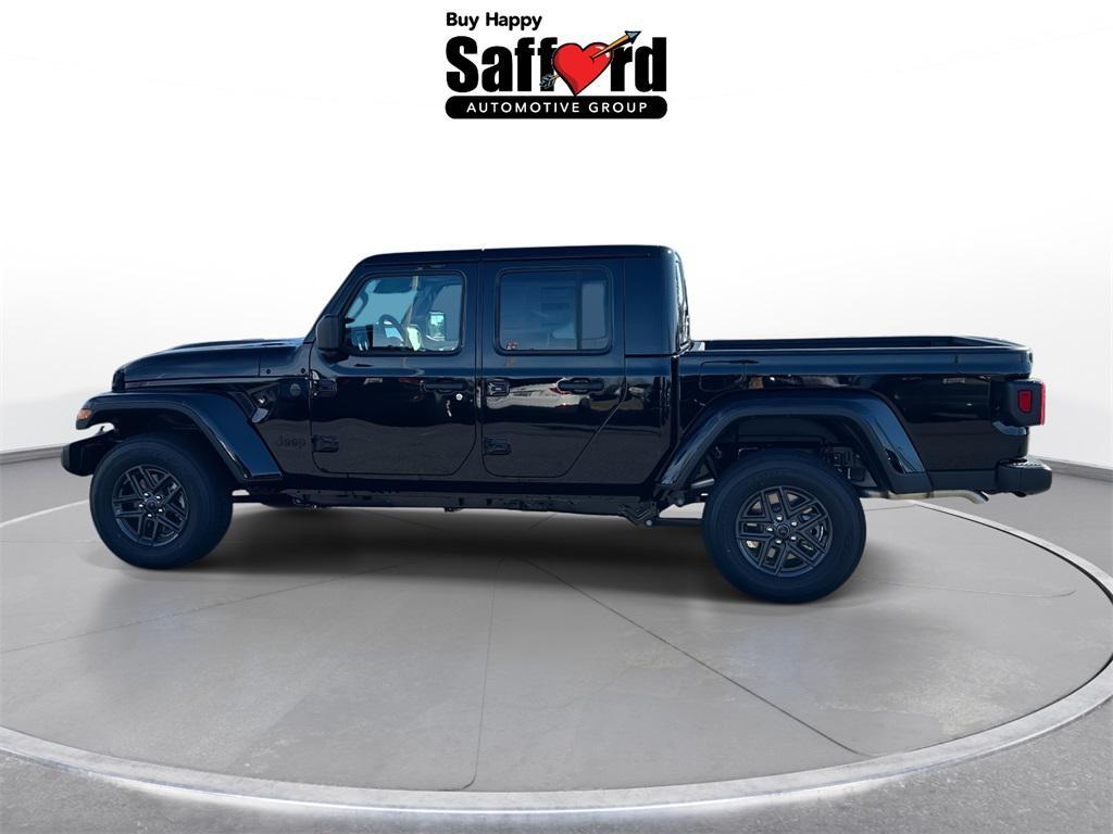 new 2026 Jeep Gladiator car, priced at $44,005