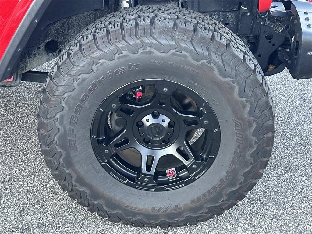 used 2019 Jeep Wrangler Unlimited car, priced at $33,151