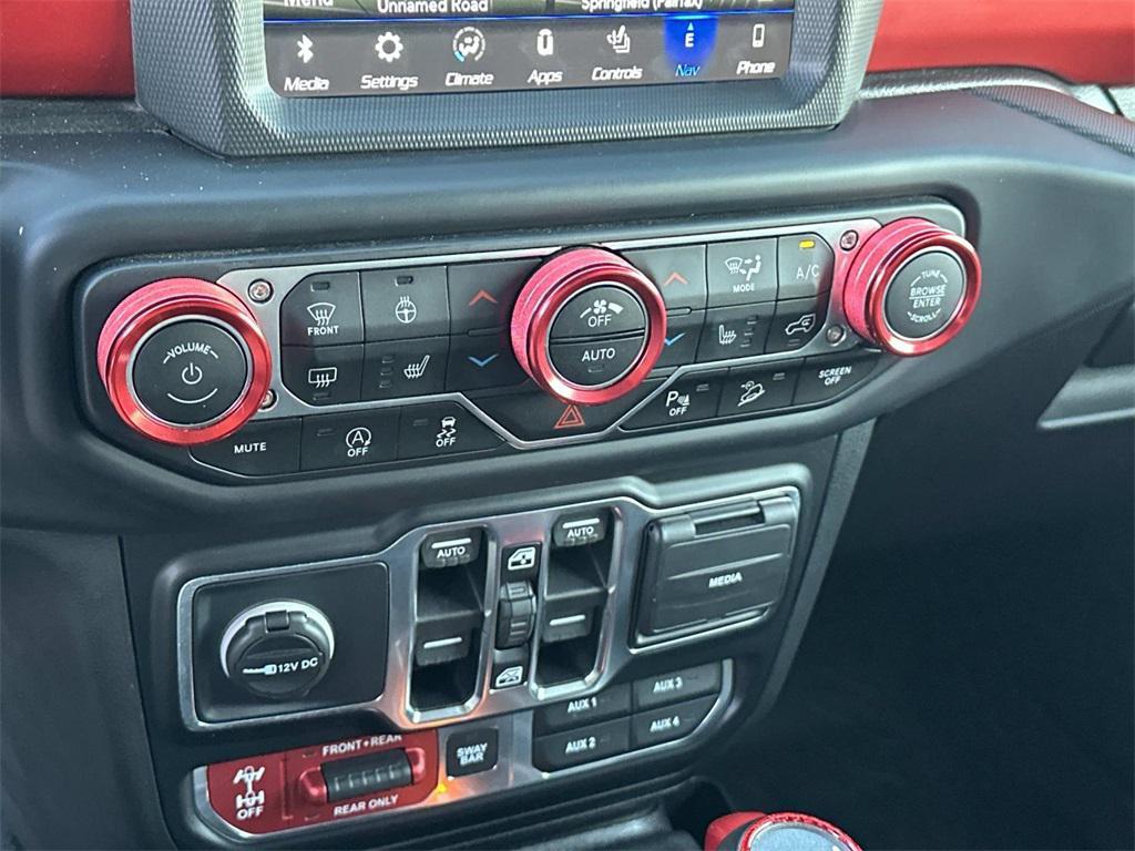 used 2019 Jeep Wrangler Unlimited car, priced at $33,151