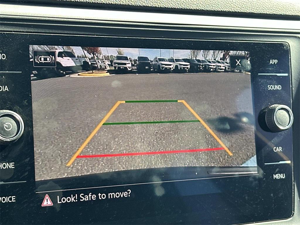 used 2021 Volkswagen Atlas car, priced at $24,900