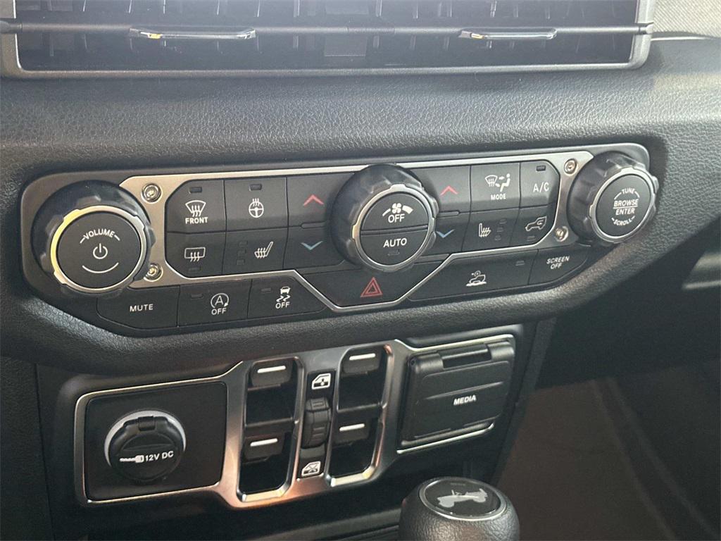 new 2026 Jeep Wrangler car, priced at $45,605