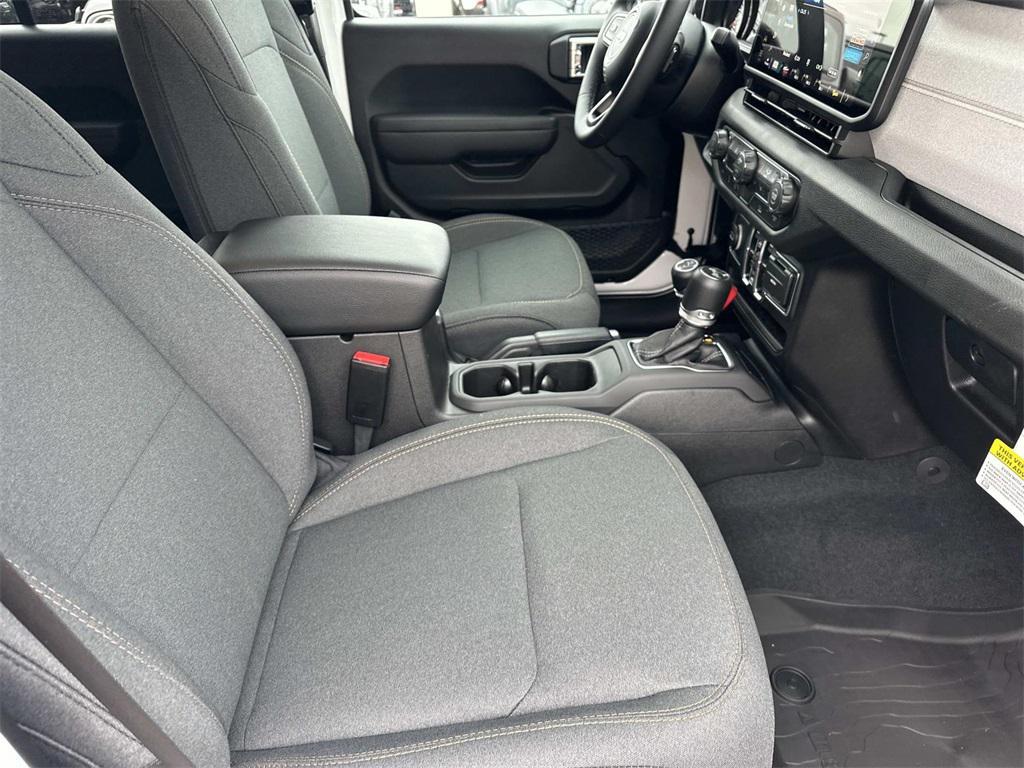 new 2026 Jeep Wrangler car, priced at $43,605