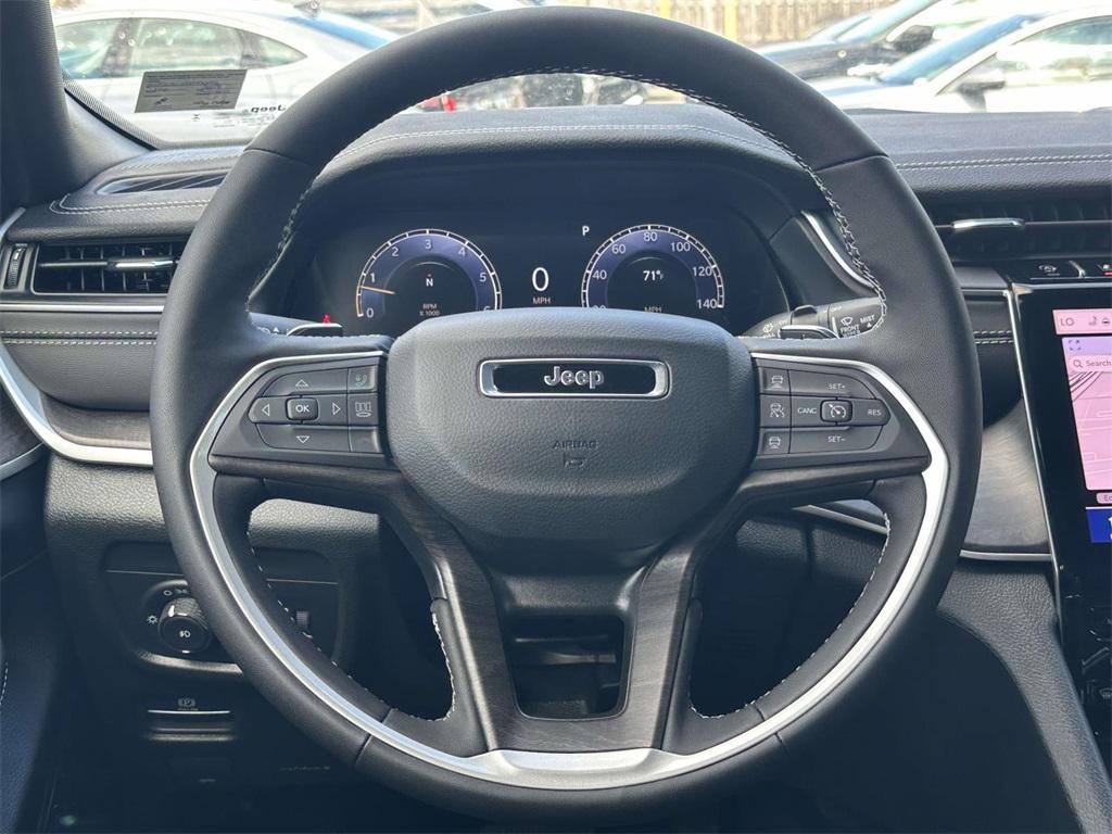 new 2025 Jeep Grand Cherokee L car, priced at $45,995