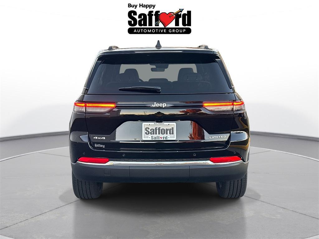 new 2025 Jeep Grand Cherokee car, priced at $43,623