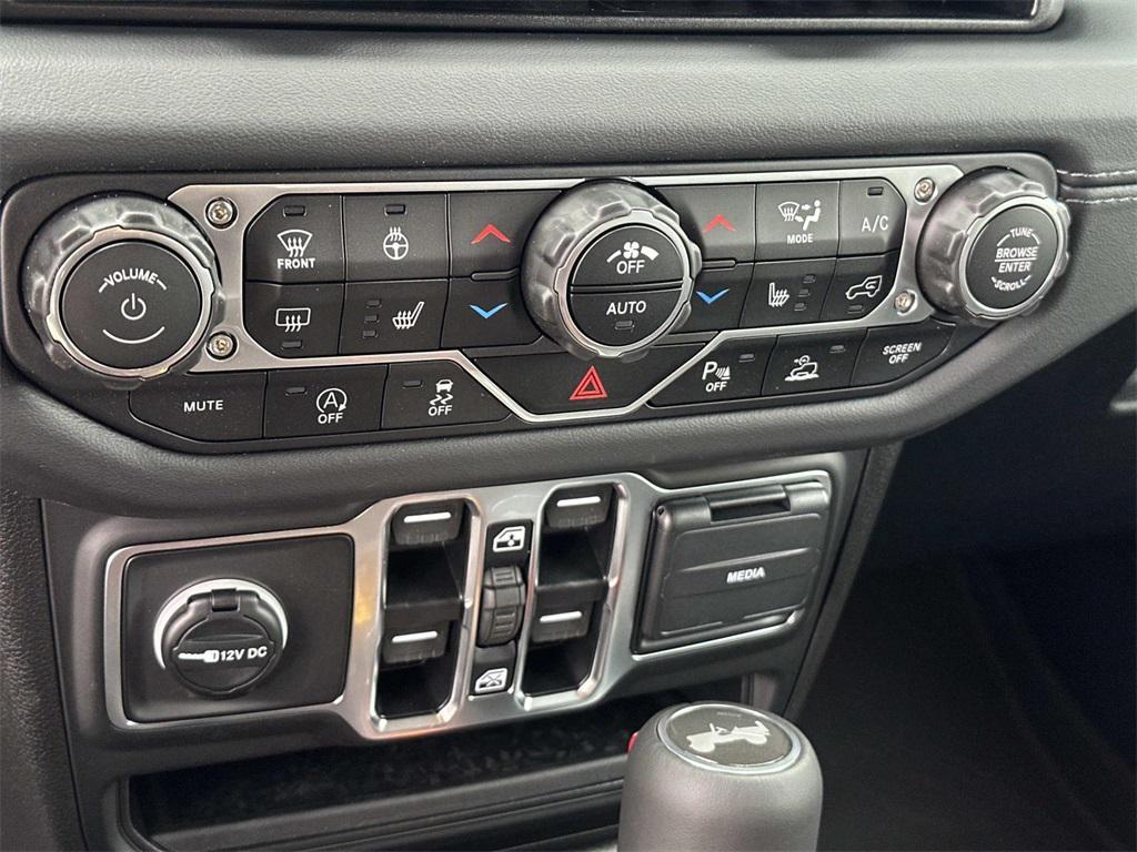 new 2025 Jeep Wrangler car, priced at $50,991