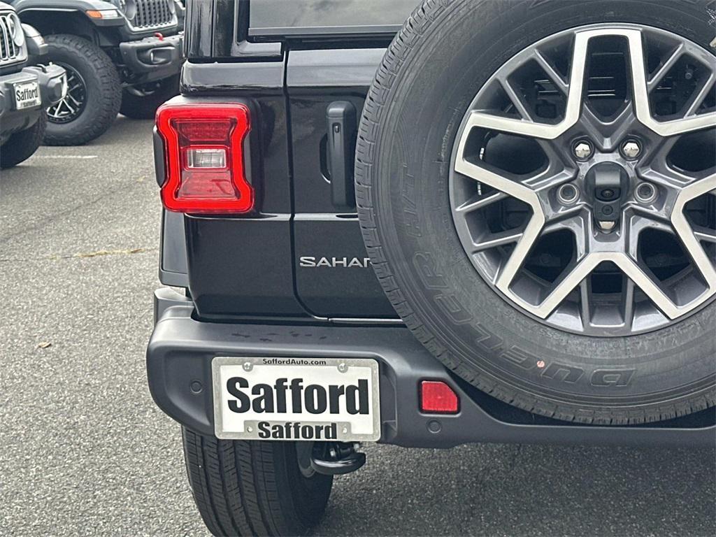 new 2025 Jeep Wrangler car, priced at $50,991