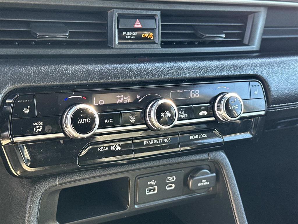 used 2023 Honda Pilot car, priced at $37,200