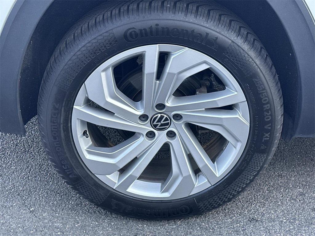 used 2022 Volkswagen Atlas car, priced at $25,363