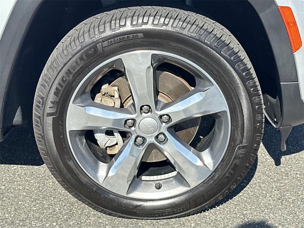 used 2022 Jeep Grand Cherokee L car, priced at $27,200