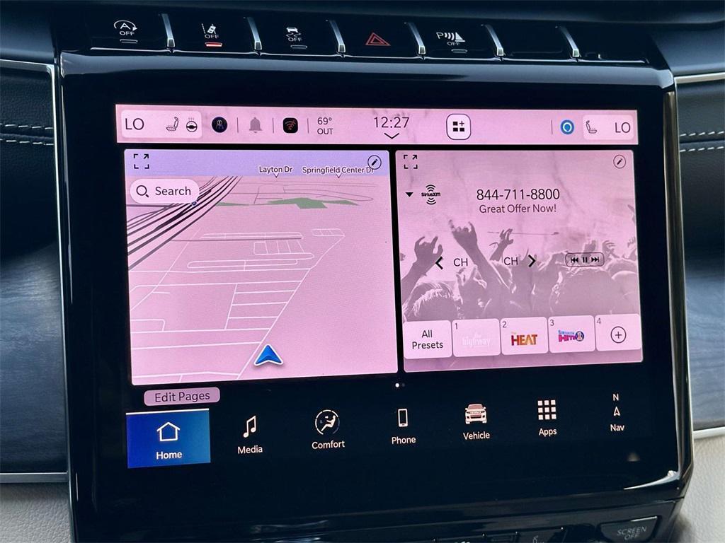 new 2025 Jeep Grand Cherokee car, priced at $43,015