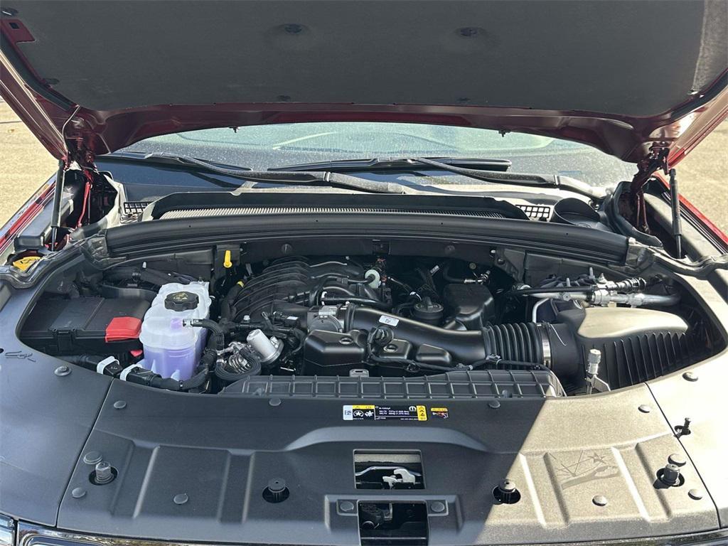 new 2025 Jeep Grand Cherokee car, priced at $43,015