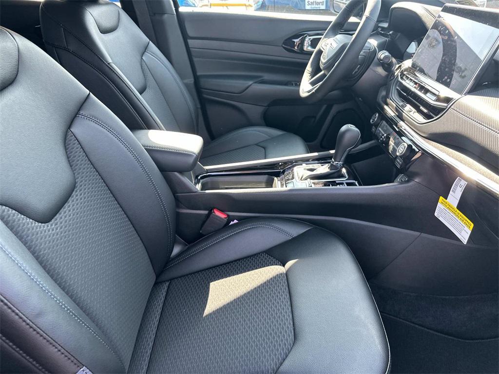 new 2025 Jeep Compass car, priced at $27,384