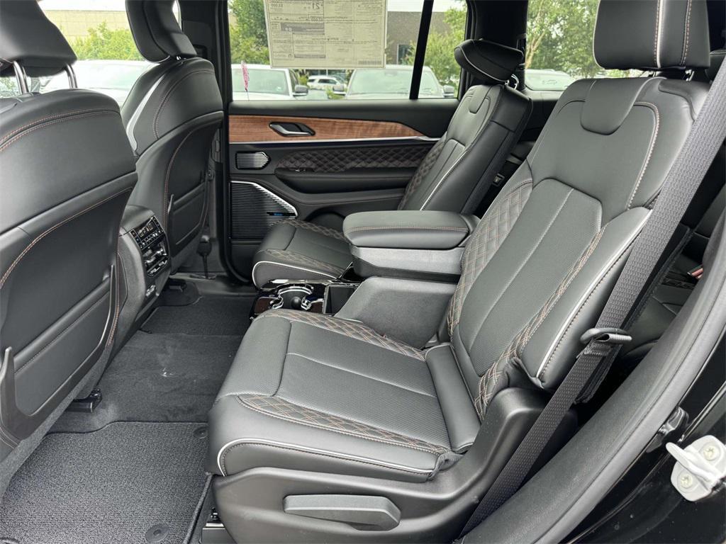 new 2025 Jeep Grand Cherokee L car, priced at $60,614