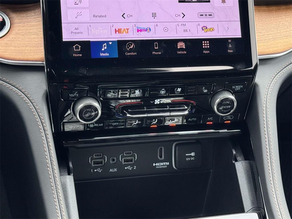 new 2025 Jeep Grand Cherokee L car, priced at $60,614