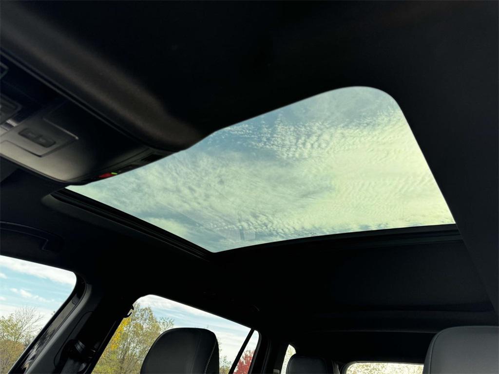 used 2023 Volkswagen Tiguan car, priced at $21,000