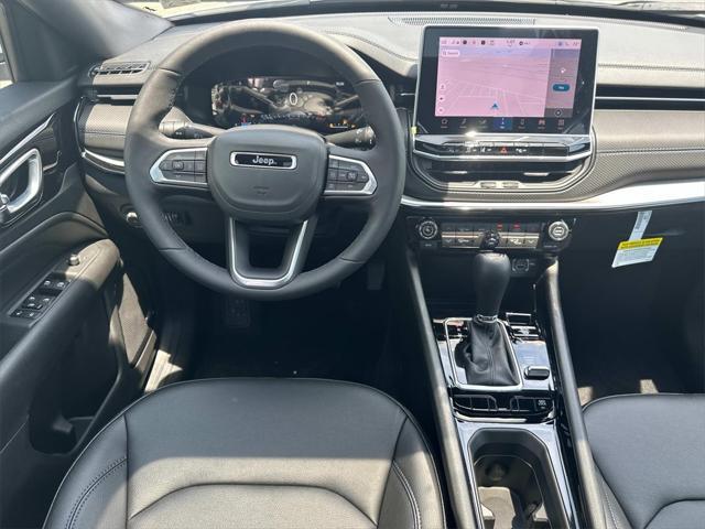 new 2025 Jeep Compass car, priced at $32,125
