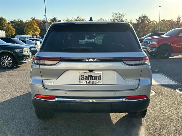 new 2025 Jeep Grand Cherokee car, priced at $36,975