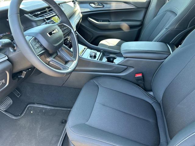 new 2025 Jeep Grand Cherokee L car, priced at $37,272