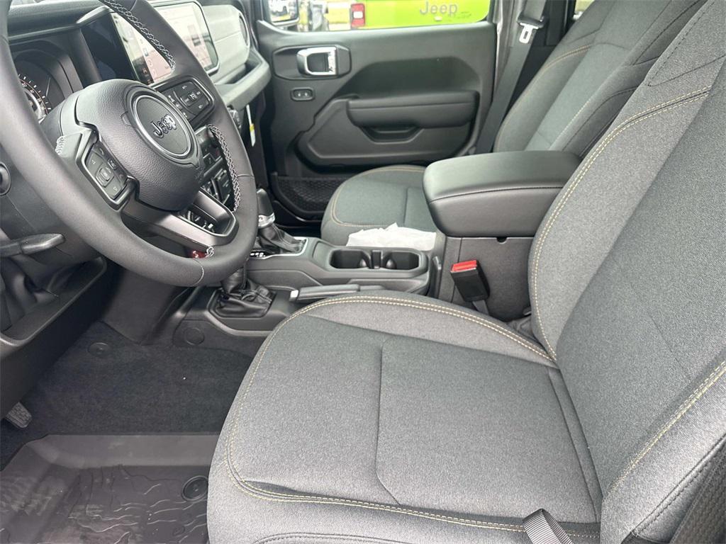 new 2025 Jeep Wrangler car, priced at $43,405