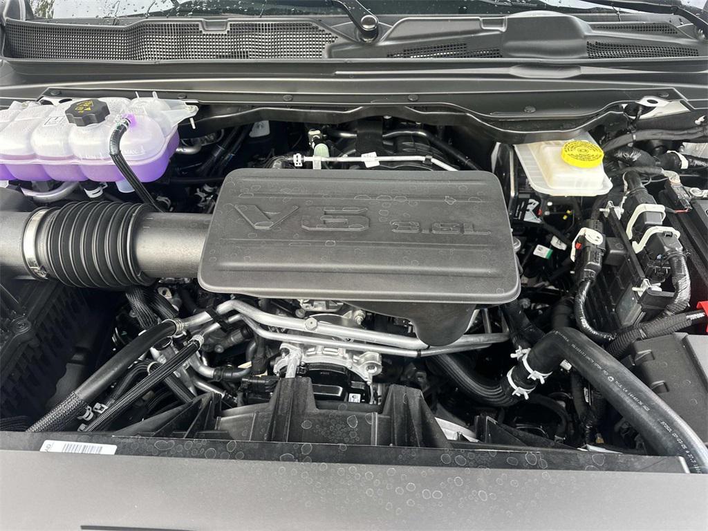 new 2025 Ram 1500 car, priced at $44,560
