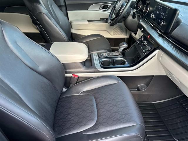 used 2022 Kia Carnival car, priced at $29,500