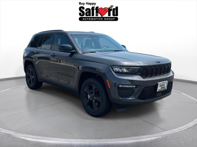 new 2025 Jeep Grand Cherokee car, priced at $42,142