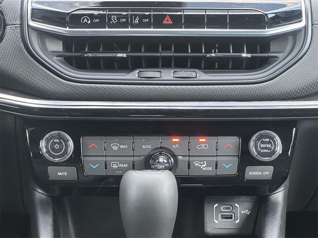 new 2026 Jeep Compass car, priced at $28,625