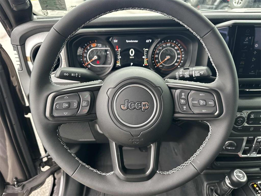 new 2025 Jeep Wrangler car, priced at $39,305