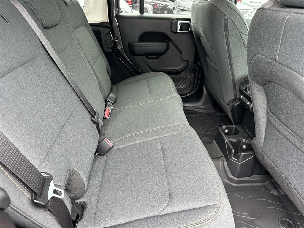 new 2025 Jeep Wrangler car, priced at $39,305