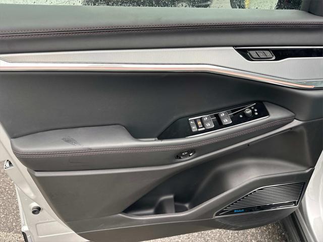 new 2025 Jeep Wagoneer S car, priced at $58,681